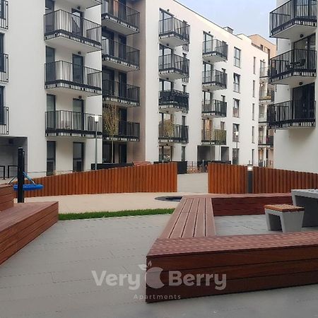 Garbary 104 - Apartament Z Balkonem - Self Check In 24H Poznań Eksteriør billede